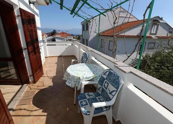 Lägenhet With Parking Space Baska, Krk - 23071 Baška